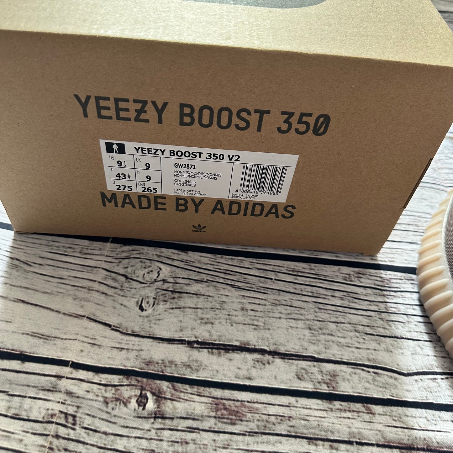 Yeezy 350 Mono Mist UK9