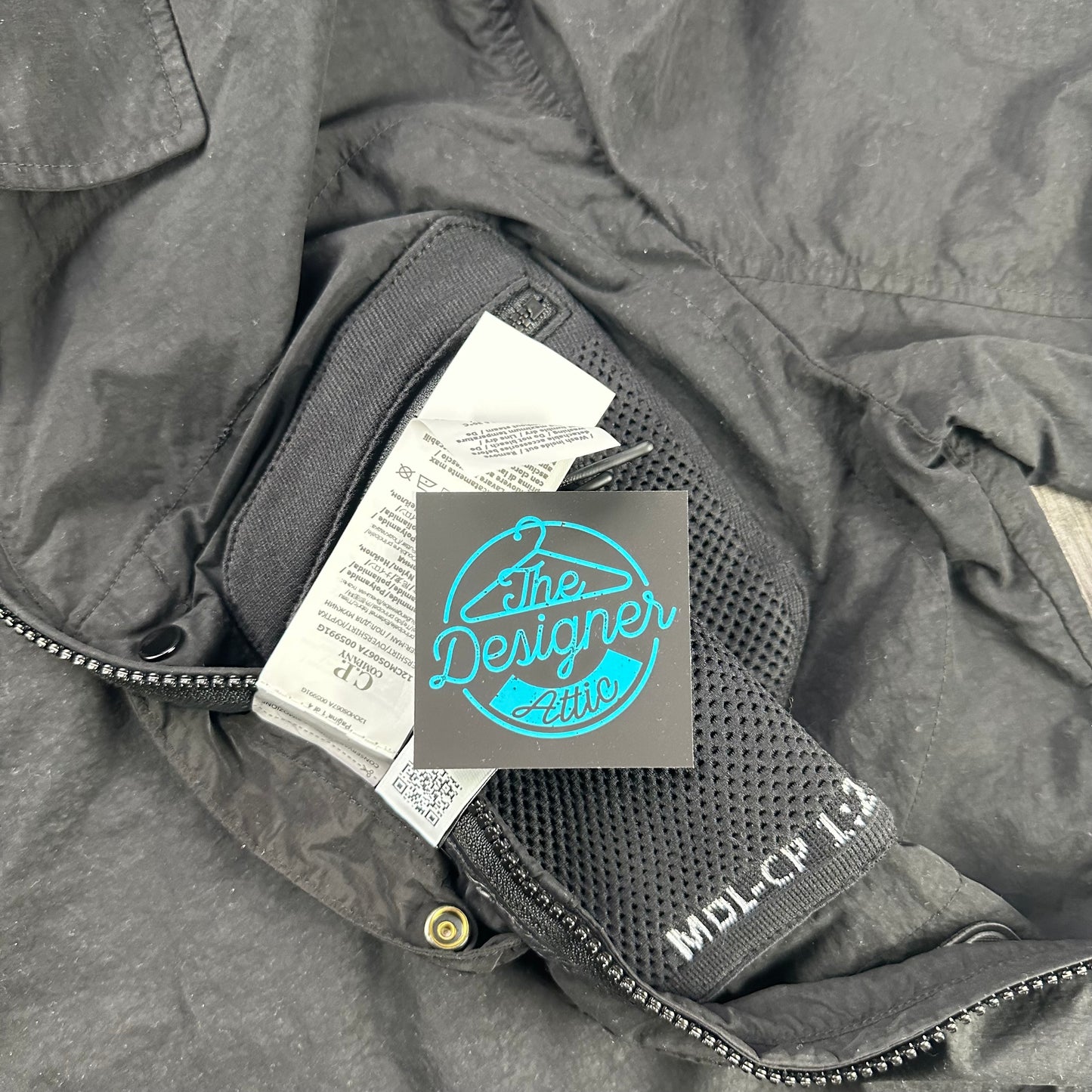 CP Company Metropolis Flatt Nylon Overshirt - Medium