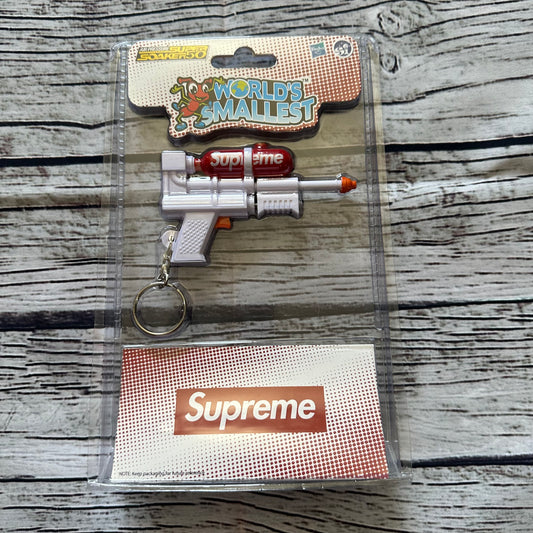 Supreme - Water gun (Worlds smallest)