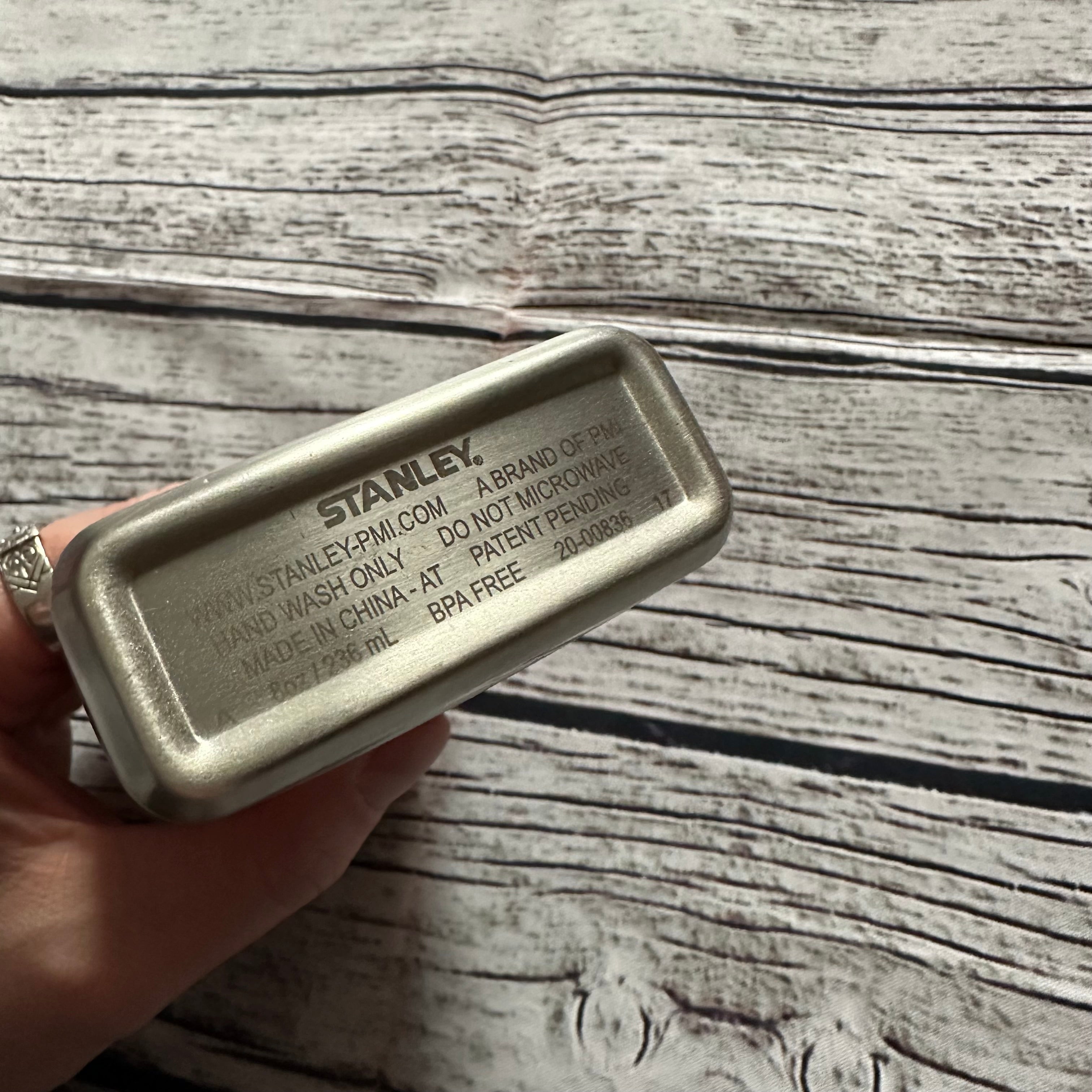 Supreme®/Stanley® Adventure Flask – Supreme