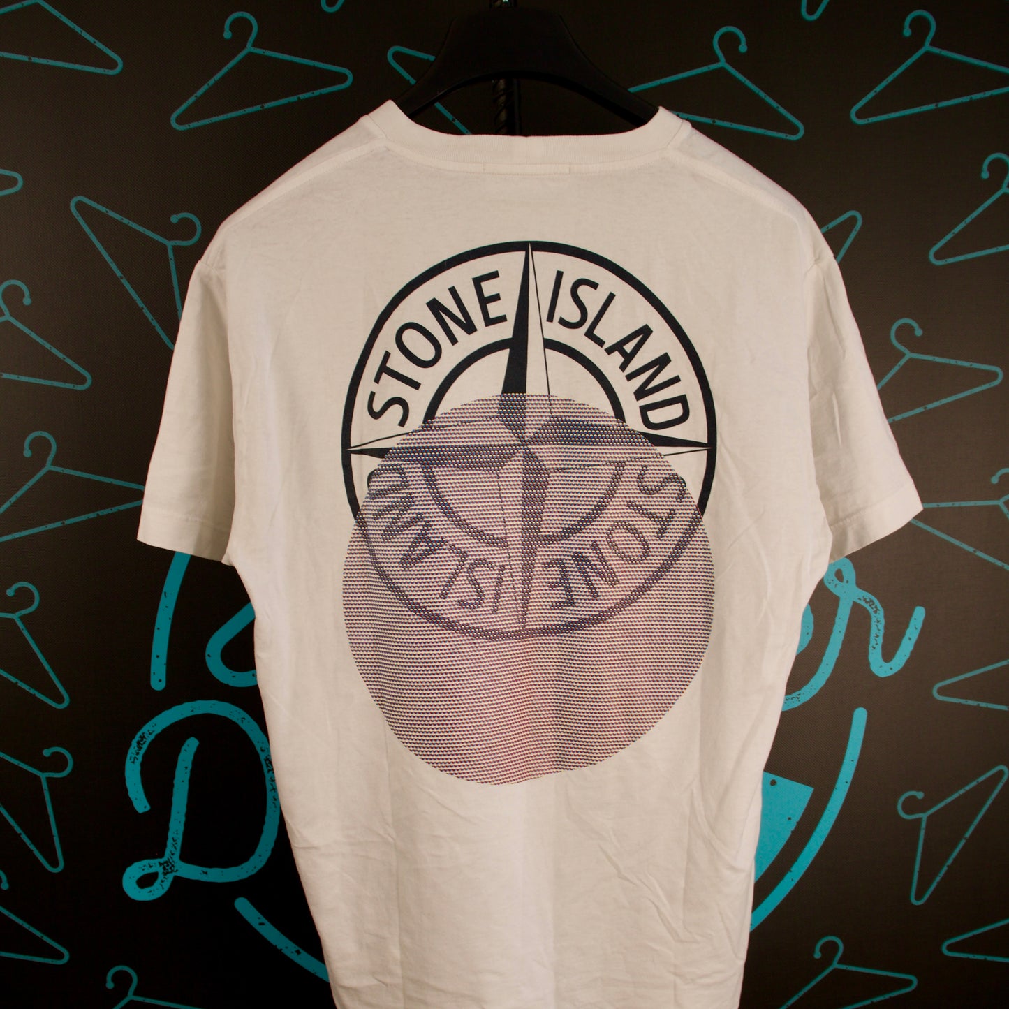 SALE! Stone Island S/S ‘22 Compass T-Shirt - Medium