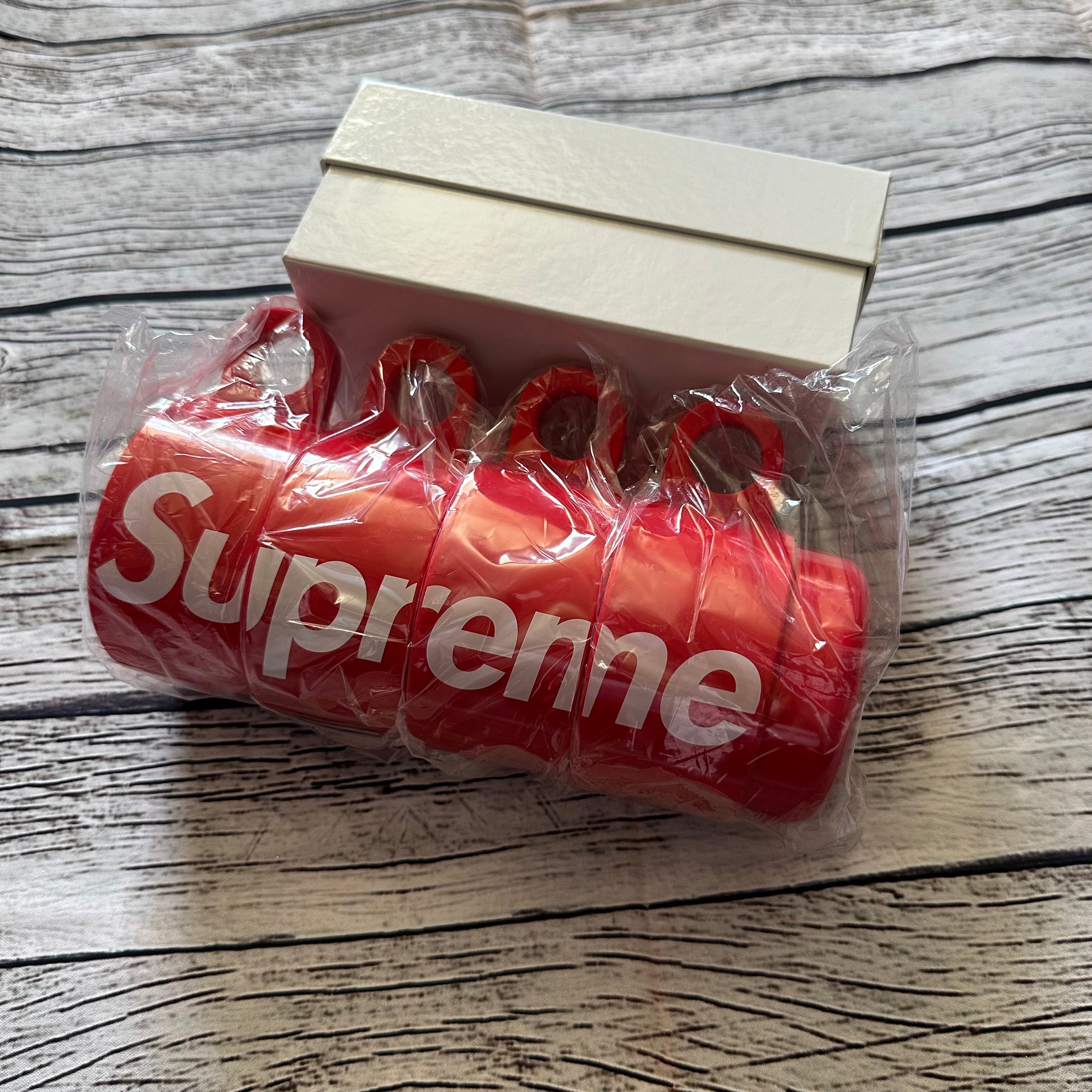 Supreme - Stacking cups – The Designer Attic
