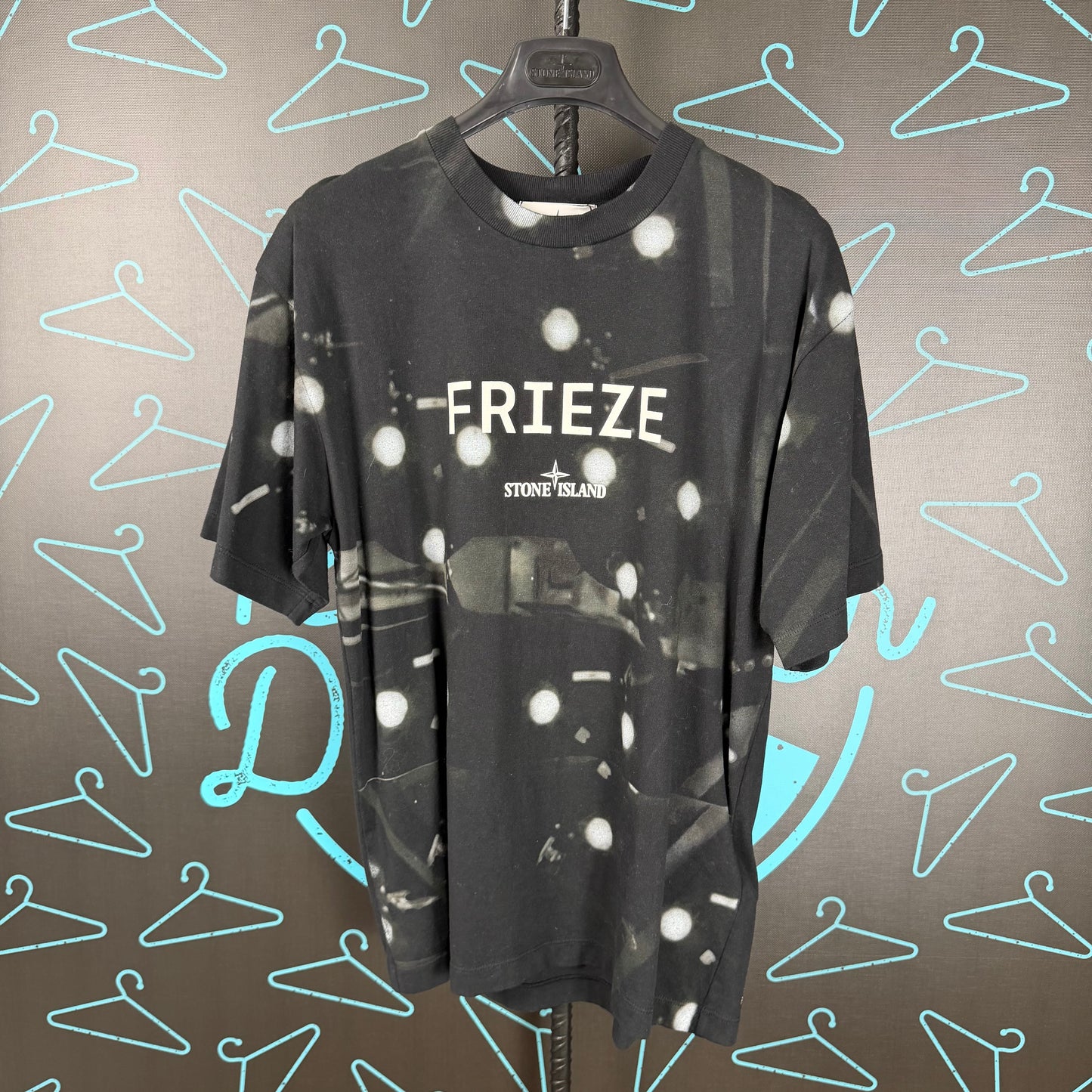 Stone Island x Frieze T-Shirt - Medium